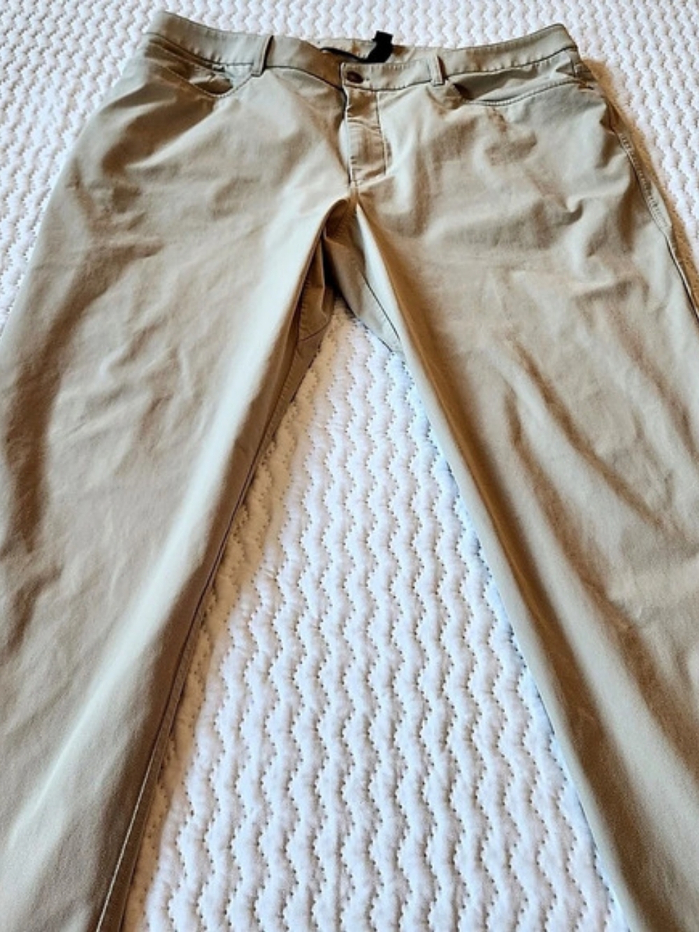 lululemon Commission Pant Straight Leg Pants in Beige Size 38